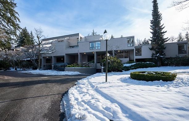 512 4900 CARTIER STREET Shaughnessy