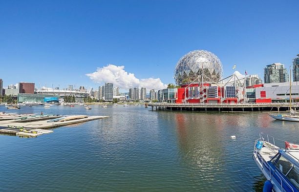 809 159 W 2ND AVENUE False Creek