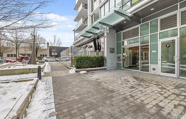 809 159 W 2ND AVENUE False Creek