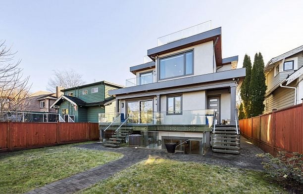 4437 W 13TH AVENUE Point Grey