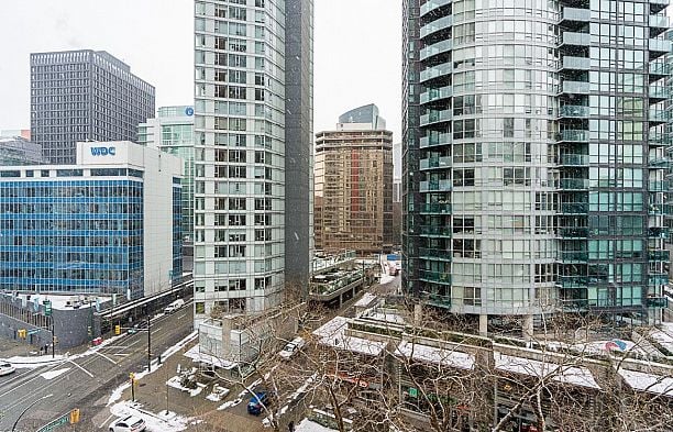 807 1211 MELVILLE STREET Coal Harbour