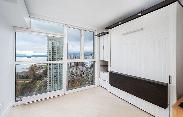 2201 907 BEACH AVENUE Yaletown