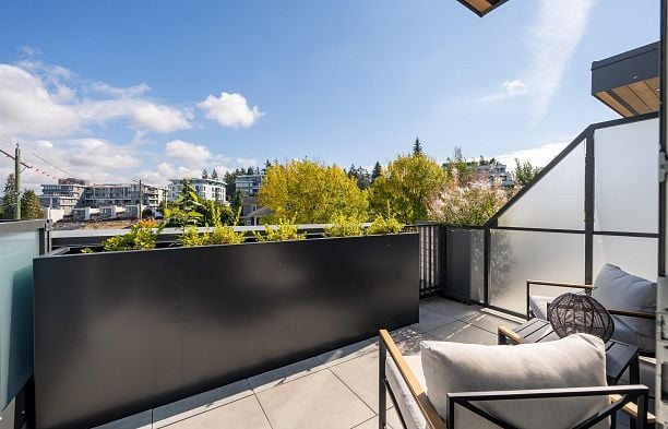 4561 ASH STREET Cambie