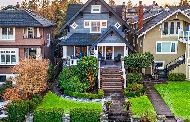 3216 W 1ST AVENUE Kitsilano