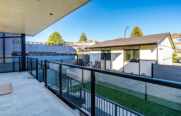 8182 CARTIER STREET Marpole