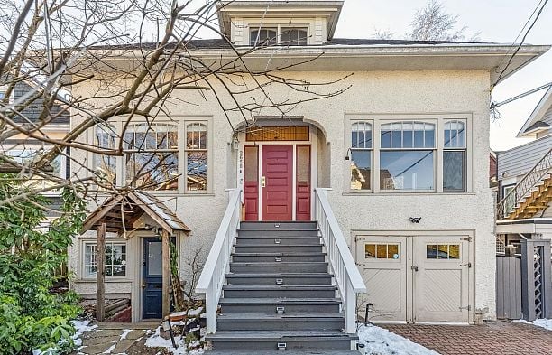 2656 2658 W 3RD AVENUE Kitsilano