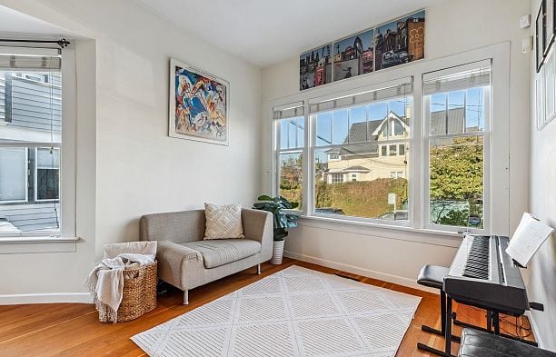 2656 2658 W 3RD AVENUE Kitsilano