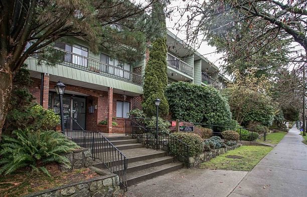 340 1844 W 7TH AVENUE Kitsilano