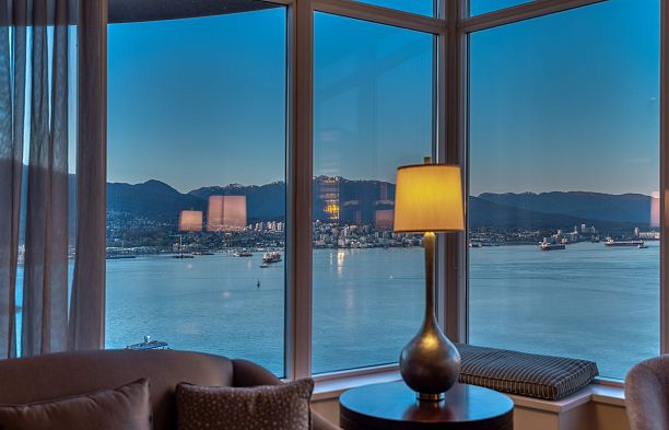 3402-1281 Cordova Street, Vancouver BC V6C 3R5 Coal Harbour
