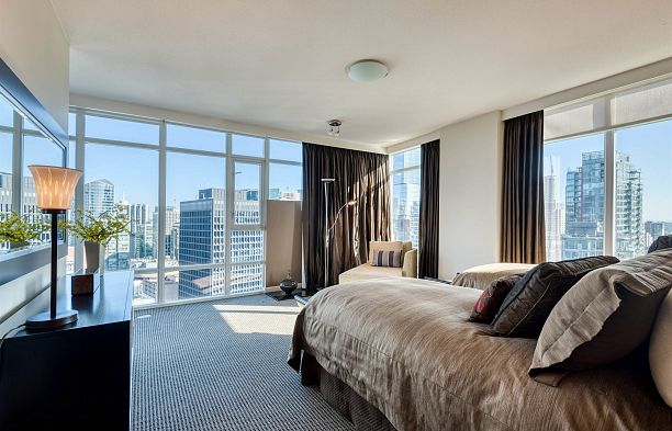 3402-1281 Cordova Street, Vancouver BC V6C 3R5 Coal Harbour