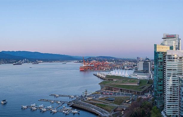 3402-1281 Cordova Street, Vancouver BC V6C 3R5 Coal Harbour