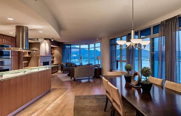 3402-1281 Cordova Street, Vancouver BC V6C 3R5 Coal Harbour