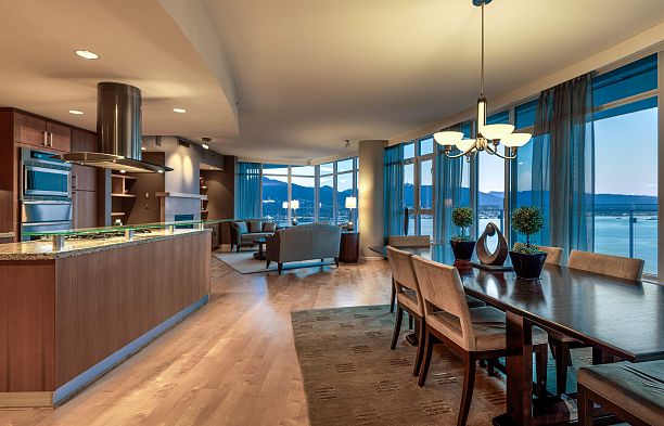 3402-1281 Cordova Street, Vancouver BC V6C 3R5 Coal Harbour