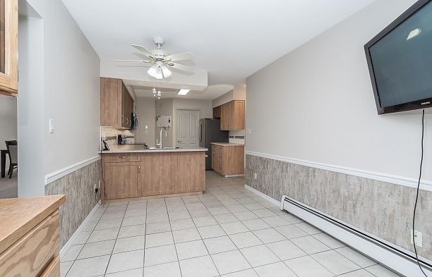 402-1228 Hastings Street, Vancouver BC V6E 4S6 Coal Harbour