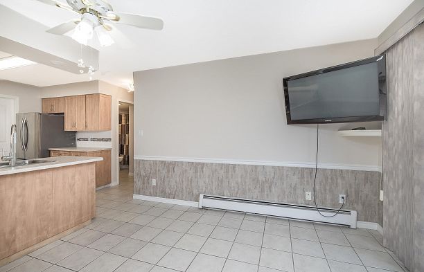 402-1228 Hastings Street, Vancouver BC V6E 4S6 Coal Harbour