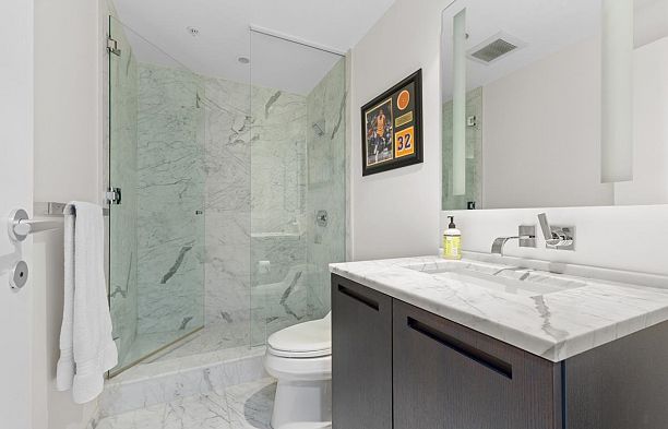 3902 1011 W CORDOVA STREET, Vancouver BC V6C 0B2 Coal Harbour