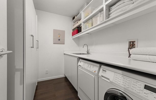 3902 1011 W CORDOVA STREET, Vancouver BC V6C 0B2 Coal Harbour