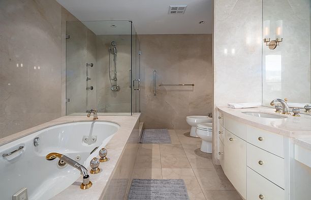 PH13 1717 BAYSHORE DRIVE, Vancouver BC V6G 3H3 Coal Harbour