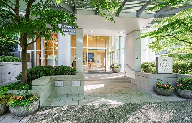 1790 Bayshore Drive, Vancouver BC V6G 3G5 Coal Harbour