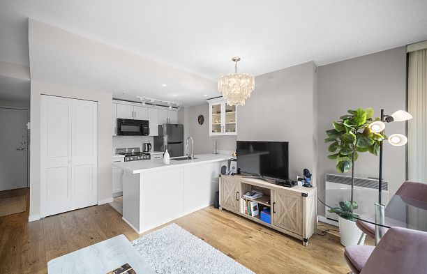 608 1331 W GEORGIA STREET, Vancouver BC V6E 4P1 Coal Harbour
