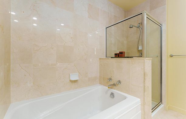 1790 Bayshore Drive, Vancouver BC V6G 3G5 Coal Harbour