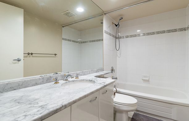411 1367 ALBERNI STREET, Vancouver BC V6E 4R9 West End VW