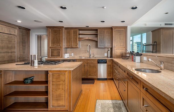PH13 1717 BAYSHORE DRIVE, Vancouver BC V6G 3H3 Coal Harbour