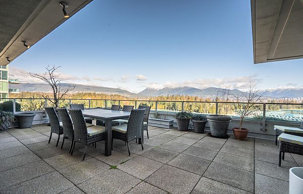 PH13 1717 BAYSHORE DRIVE, Vancouver BC V6G 3H3 Coal Harbour