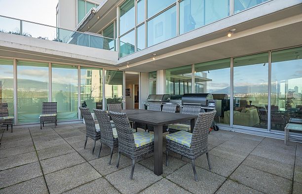 PH13 1717 BAYSHORE DRIVE, Vancouver BC V6G 3H3 Coal Harbour