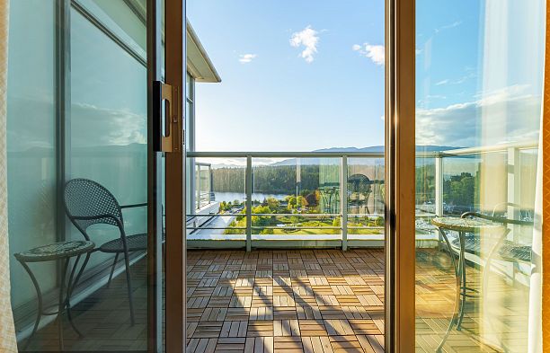 1790 Bayshore Drive, Vancouver BC V6G 3G5 Coal Harbour
