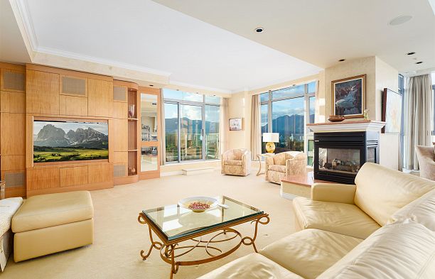1790 Bayshore Drive, Vancouver BC V6G 3G5 Coal Harbour