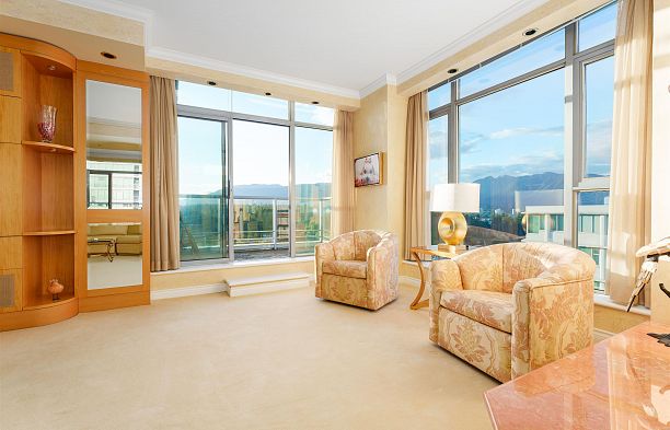 1790 Bayshore Drive, Vancouver BC V6G 3G5 Coal Harbour
