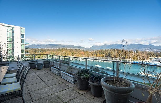PH13 1717 BAYSHORE DRIVE, Vancouver BC V6G 3H3 Coal Harbour