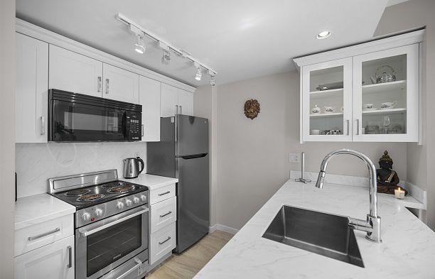 608 1331 W GEORGIA STREET, Vancouver BC V6E 4P1 Coal Harbour