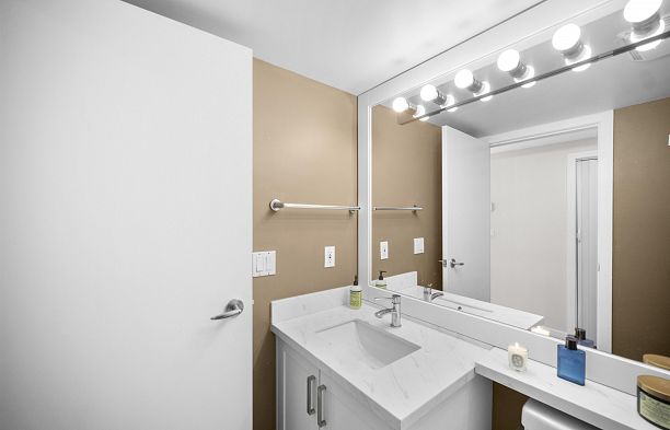 608 1331 W GEORGIA STREET, Vancouver BC V6E 4P1 Coal Harbour