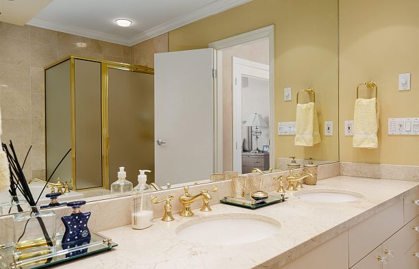 1790 Bayshore Drive, Vancouver BC V6G 3G5 Coal Harbour