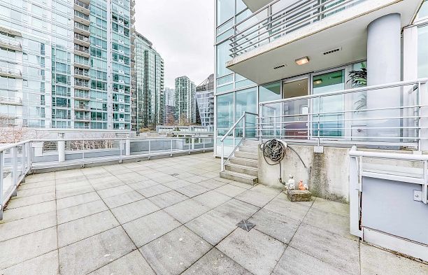 402 590 NICOLA STREET, Vancouver BC V6G 3J8 Coal Harbour