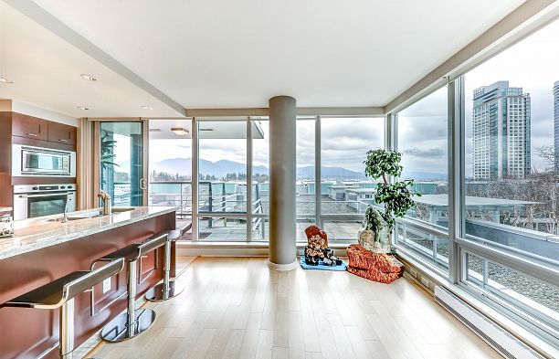 402 590 NICOLA STREET, Vancouver BC V6G 3J8 Coal Harbour