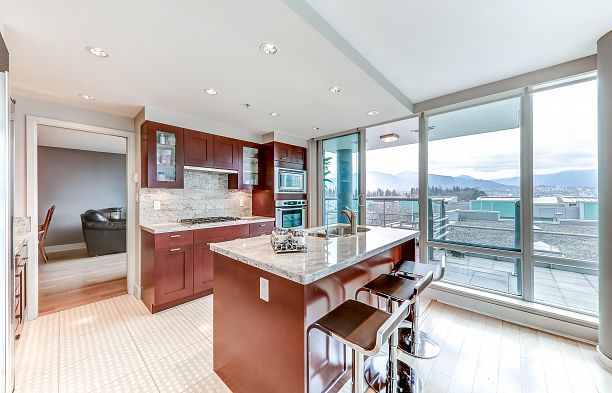 402 590 NICOLA STREET, Vancouver BC V6G 3J8 Coal Harbour