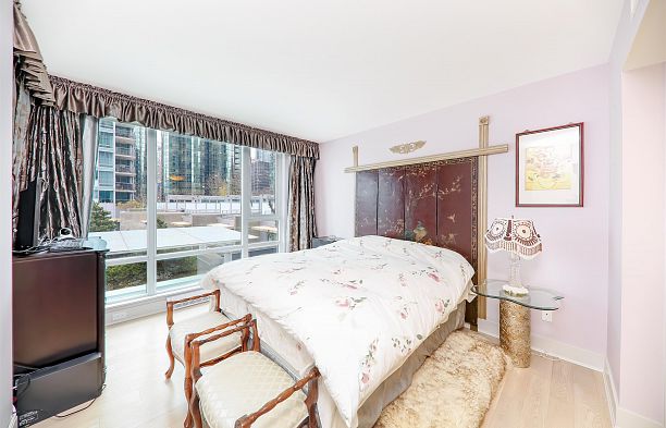 402 590 NICOLA STREET, Vancouver BC V6G 3J8 Coal Harbour