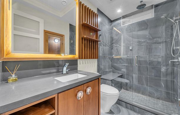 4239 W 11th Avenue Point Grey