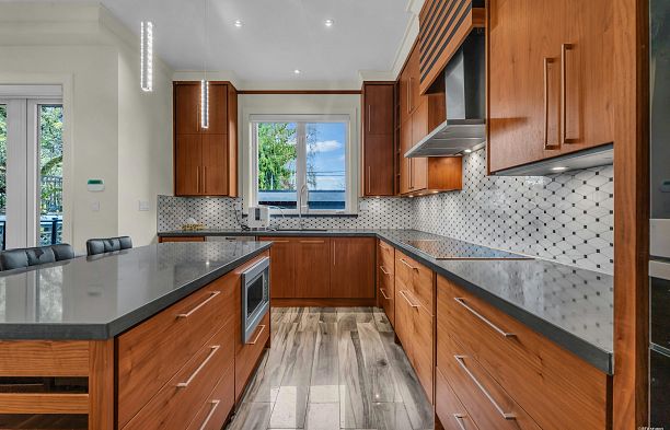 4239 W 11th Avenue Point Grey