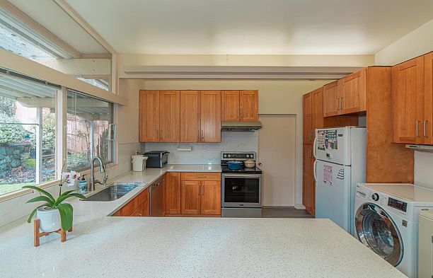 4807 PATON STREET, Vancouver BC V6L 2H9 Quilchena