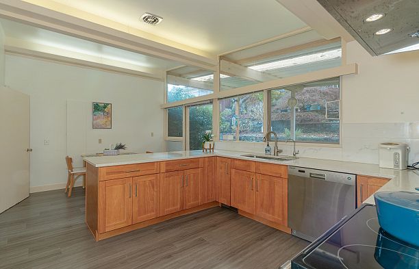 4807 PATON STREET, Vancouver BC V6L 2H9 Quilchena
