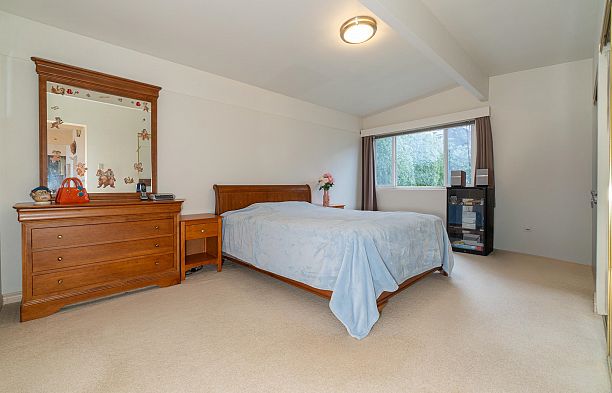 4807 PATON STREET, Vancouver BC V6L 2H9 Quilchena