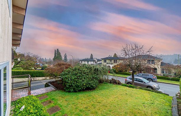4807 PATON STREET, Vancouver BC V6L 2H9 Quilchena