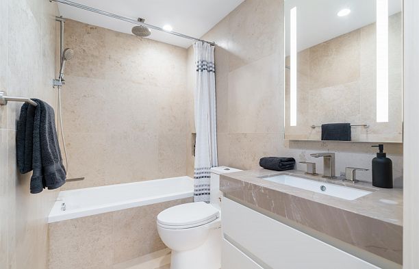 2401 7433 CAMBIE STREET, Vancouver BC V6P 0J8 South Cambie