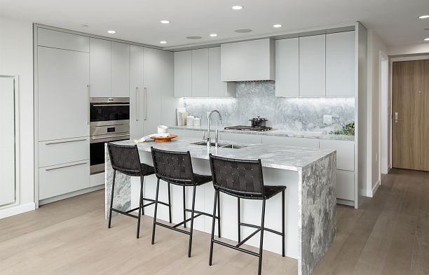 805-7418 Paulson Street South Cambie