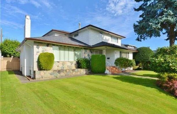 735 W 54th Avenue South Cambie