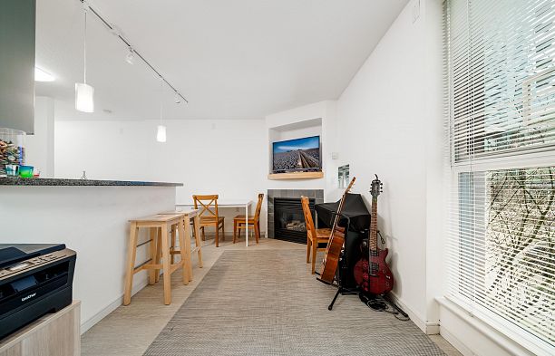 305 1068 HORNBY STREET, Vancouver BC V6Z 2Y7 Downtown VW